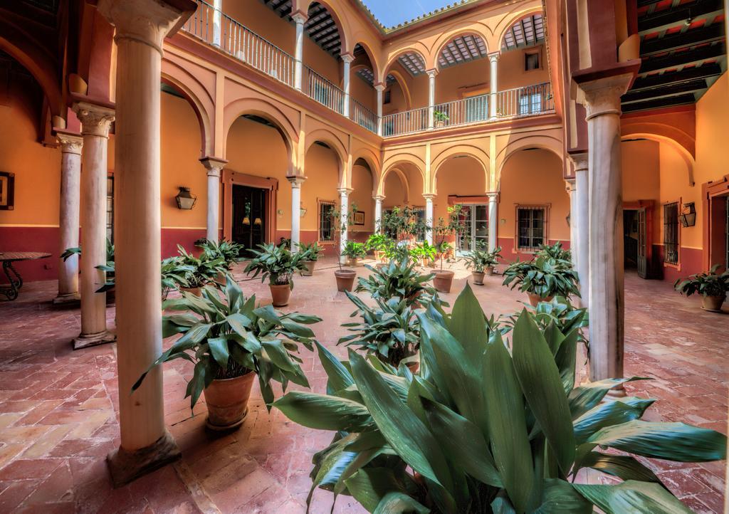 Casa Palacio De Carmona Exterior foto